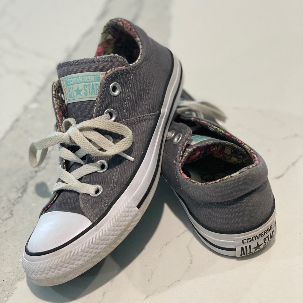 Converse All Star  - Women 6 Floral Interior